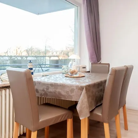 דירה Hanseatic 110 *